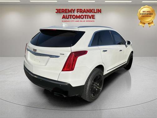2017 Cadillac XT5 Luxury