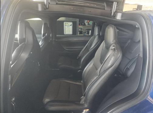 Deep Blue Metallic 2016 Tesla Model X P100D