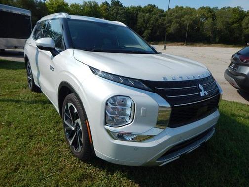 2023 Mitsubishi Outlander PHEV SEL