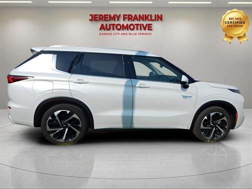 2023 Mitsubishi Outlander PHEV SEL
