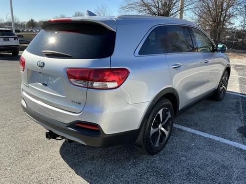 2018 Kia Sorento EX