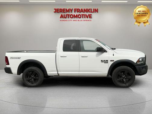 Bright White Clearcoat 2019 RAM 1500 Classic Warlock Quad Cab 4x4 6'4' Box