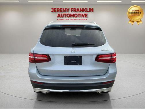 2017 Mercedes-Benz GLC 300 4MATIC