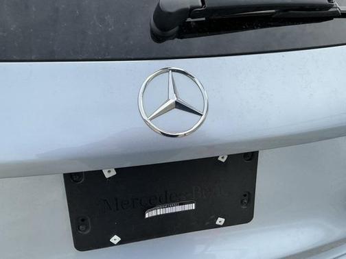 2017 Mercedes-Benz GLC 300 4MATIC