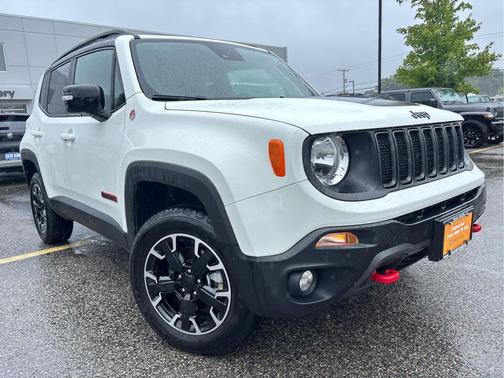 2023 Jeep Renegade Trailhawk