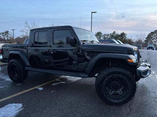 2020 Jeep Gladiator Overland