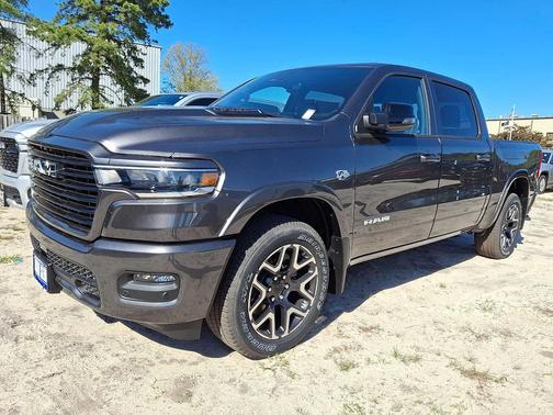 Granite Crystal Metallic Clearcoat 2026 RAM 1500 Laramie