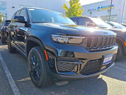 2025 Jeep Grand Cherokee Altitude