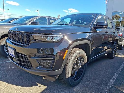 2025 Jeep Grand Cherokee Altitude