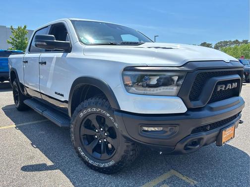 Bright White Clearcoat 2024 RAM 1500 Rebel