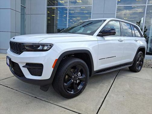2025 Jeep Grand Cherokee Altitude