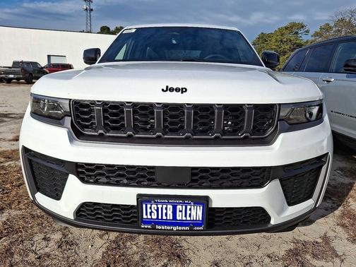 2026 Jeep Grand Cherokee Altitude