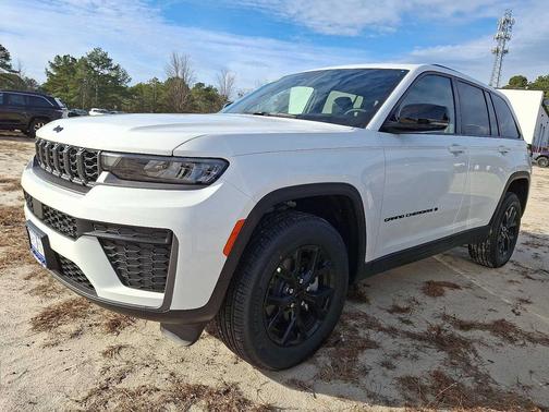 2026 Jeep Grand Cherokee Altitude