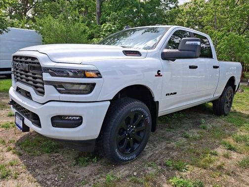 2025 RAM 2500 Big Horn Crew Cab 4x4 6'4' Box