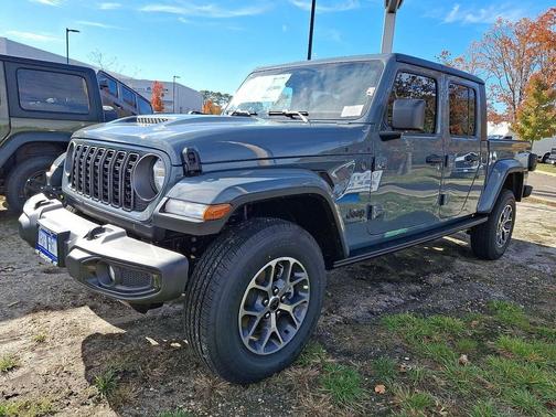 2026 Jeep Gladiator Sport S