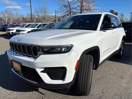 2024 Jeep Grand Cherokee Laredo