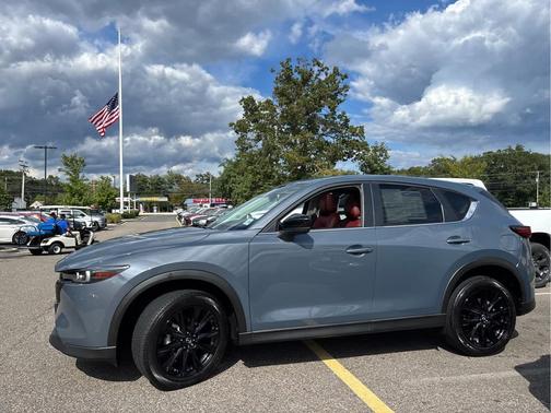 2023 Mazda CX-5 Carbon Edition