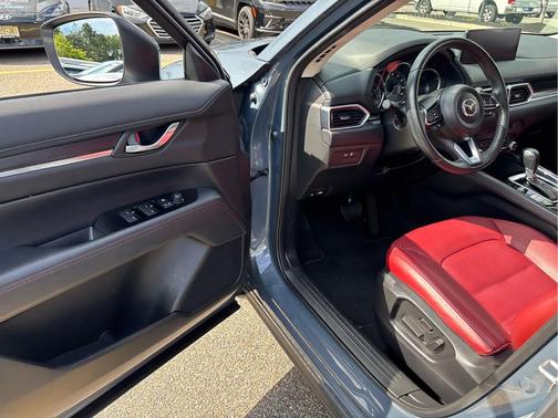 2023 Mazda CX-5 Carbon Edition