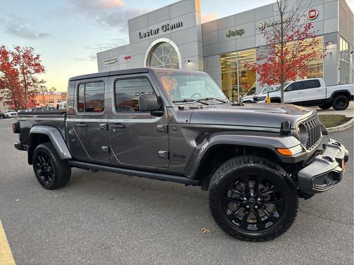 2025 Jeep Gladiator Nighthawk