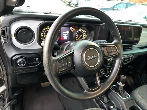 2025 Jeep Gladiator Nighthawk