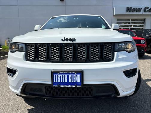 Bright White Clearcoat 2020 Jeep Grand Cherokee Altitude