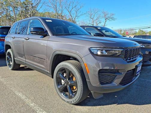 2025 Jeep Grand Cherokee Altitude