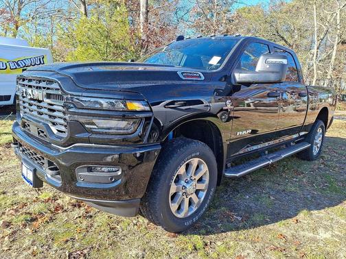 2026 RAM 2500 Big Horn Crew Cab 4x4 6'4' Box