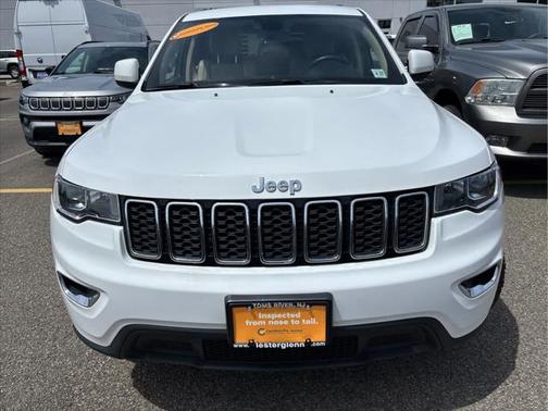 2022 Jeep Grand Cherokee Laredo