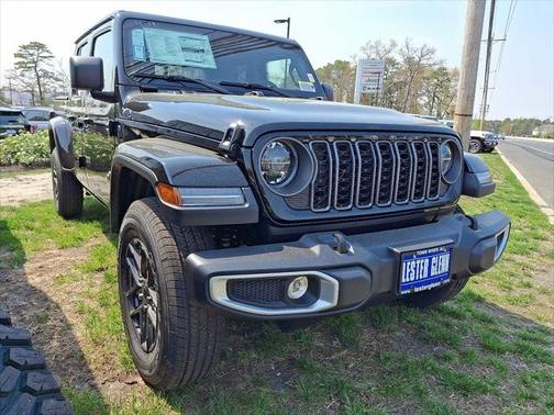 2025 Jeep Gladiator Sport S