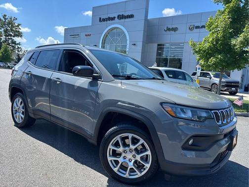Sting-Gray Clearcoat 2023 Jeep Compass Latitude Lux