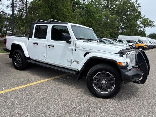 2023 Jeep Gladiator Overland