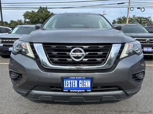 2018 Nissan Pathfinder S