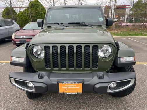 2022 Jeep Gladiator Sport S
