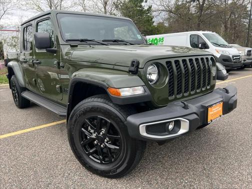 2022 Jeep Gladiator Sport S