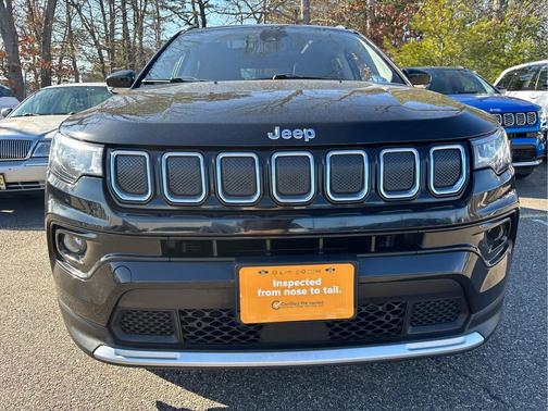 Diamond Black Crystal Pearlcoat 2022 Jeep Compass Limited