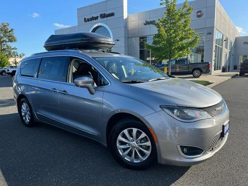 2018 Chrysler Pacifica Touring-L Plus