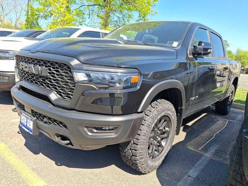 Diamond Black Crystal Pearlcoat 2026 RAM 1500 Rebel