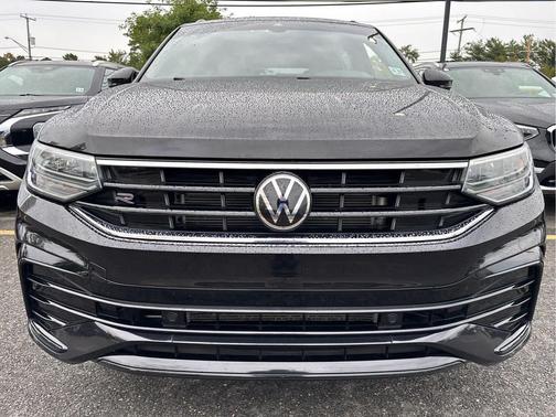 2022 Volkswagen Tiguan 2.0T SE R-Line Black 4MOTION
