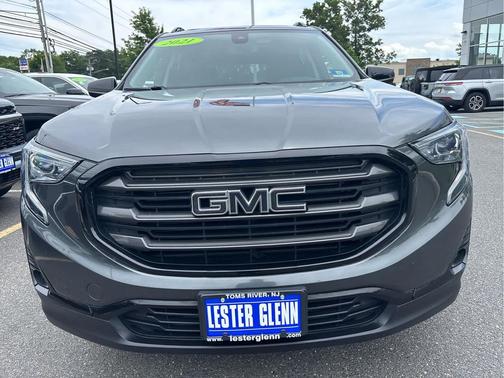Graphite Gray Metallic 2021 GMC Terrain SLT