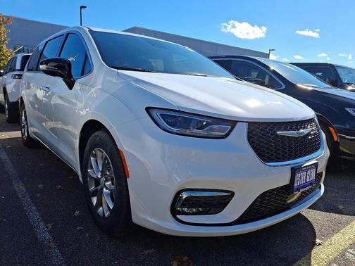 2026 Chrysler Pacifica Limited