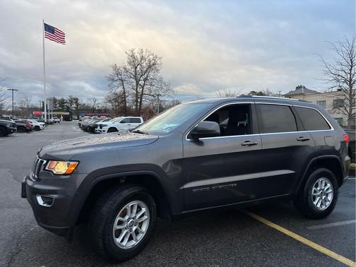 2019 Jeep Grand Cherokee Laredo