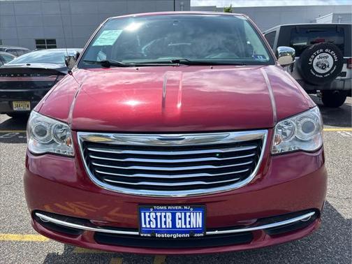 2015 Chrysler Town & Country Limited Platinum