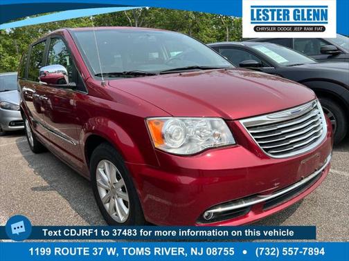 2015 Chrysler Town & Country Limited Platinum