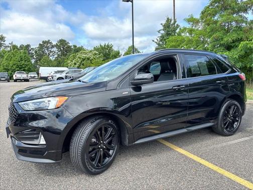 2022 Ford Edge ST Line