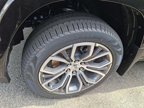 Diamond Black Crystal Pearlcoat 2026 RAM 1500 ST