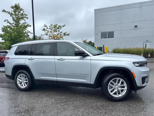 2021 Jeep Grand Cherokee L Laredo