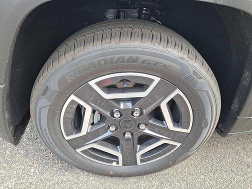 Sting-Gray Clearcoat 2026 Jeep Cherokee Limited