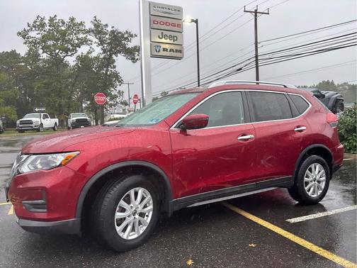 2018 Nissan Rogue SV