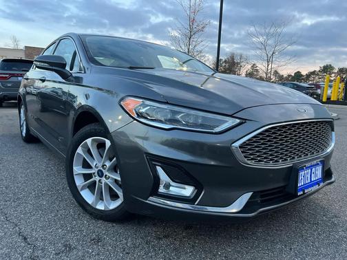 2020 Ford Fusion Plug-In Hybrid Titanium