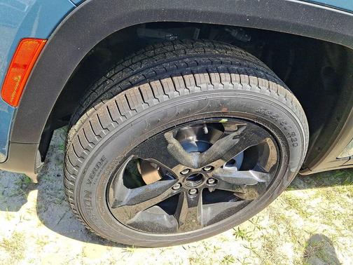 Steel Blue 2026 Jeep Grand Cherokee Limited